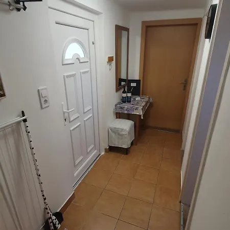Berbe Apartment *