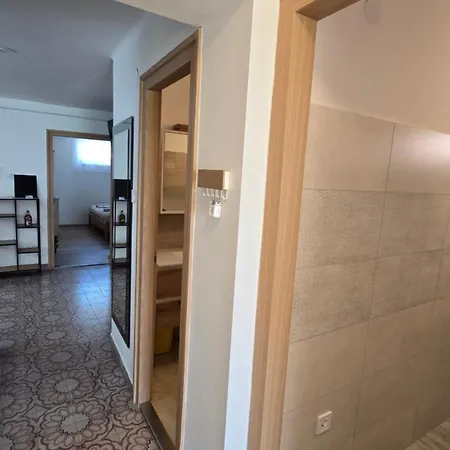 Apartment Berbe Balatonlelle