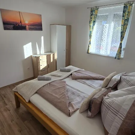 Apartment Berbe Balatonlelle