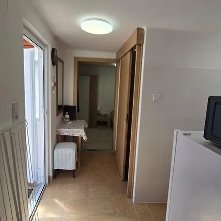 Berbe Apartment *